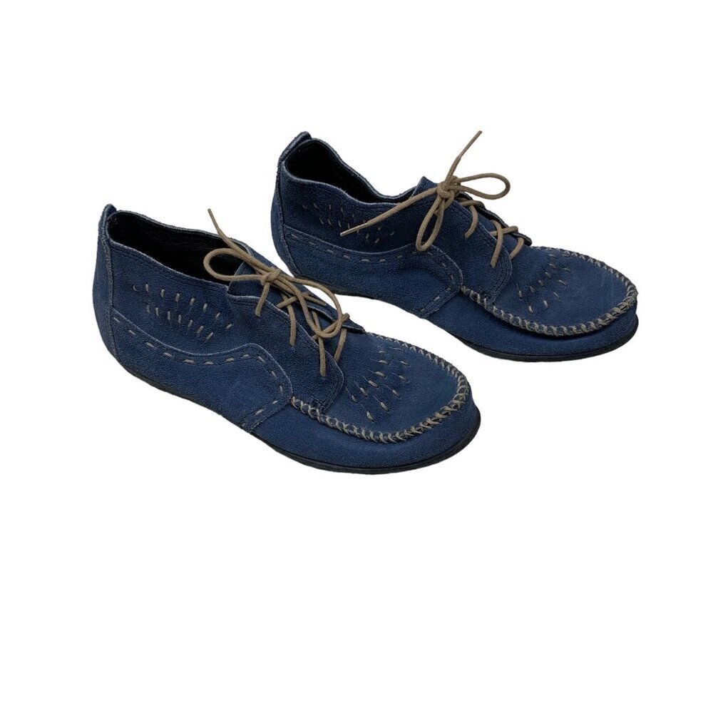 Minnetonka Chukka Moccasins – Size 10 – Blue Suede